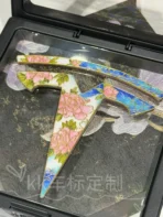 🌸[Handcrafted] Custom Tesla Peony Floral Emblem - Enamel Cloisonné Art Badge - Fully Customizable DIY (1-Week Lead Time) - Image 2